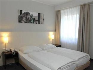 Dolomit Hotel München